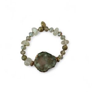 Elegant Stone Bracelet with Gold Accents